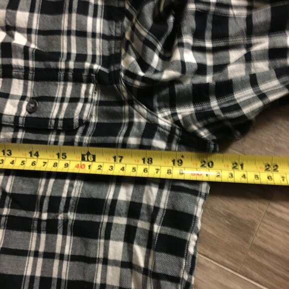 Chaps Ralph Lauren Black and White Plaid Flannel Cotton Button Down Shirt - Picture 10 of 15